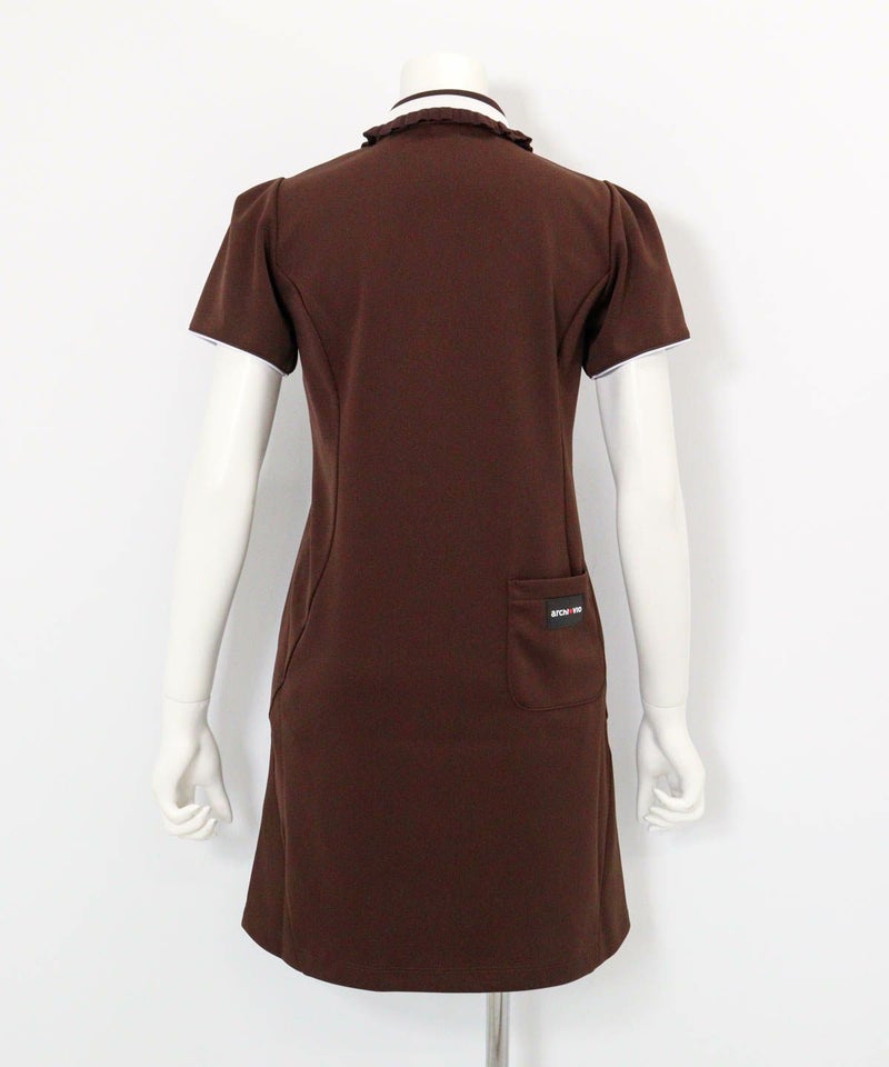  リブフリル襟ジップワンピース後（ブラウン）