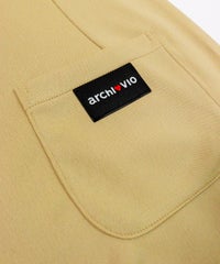 後ポケット部分（ベージュ）