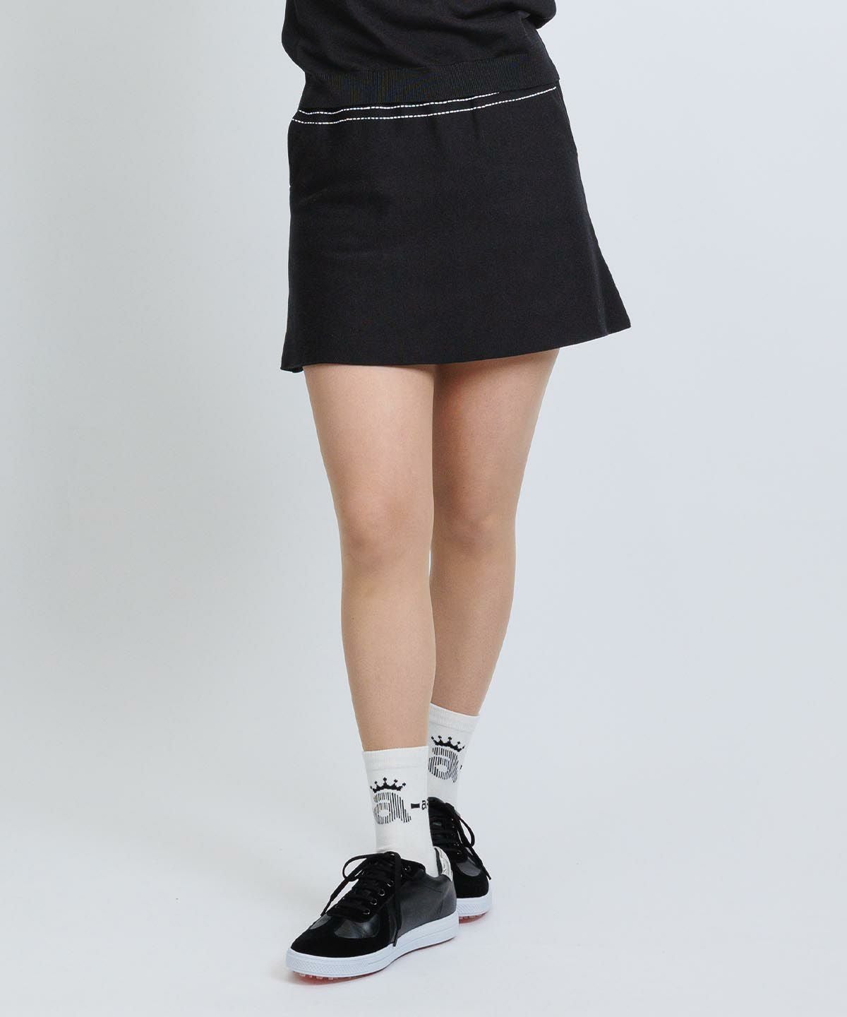 モデル着用画像（ブラック）