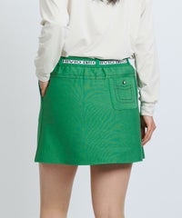 モデル着用画像（グリーン）