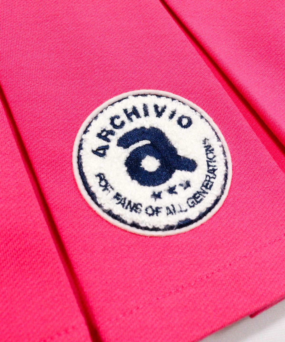 デザイン部分（ピンク）