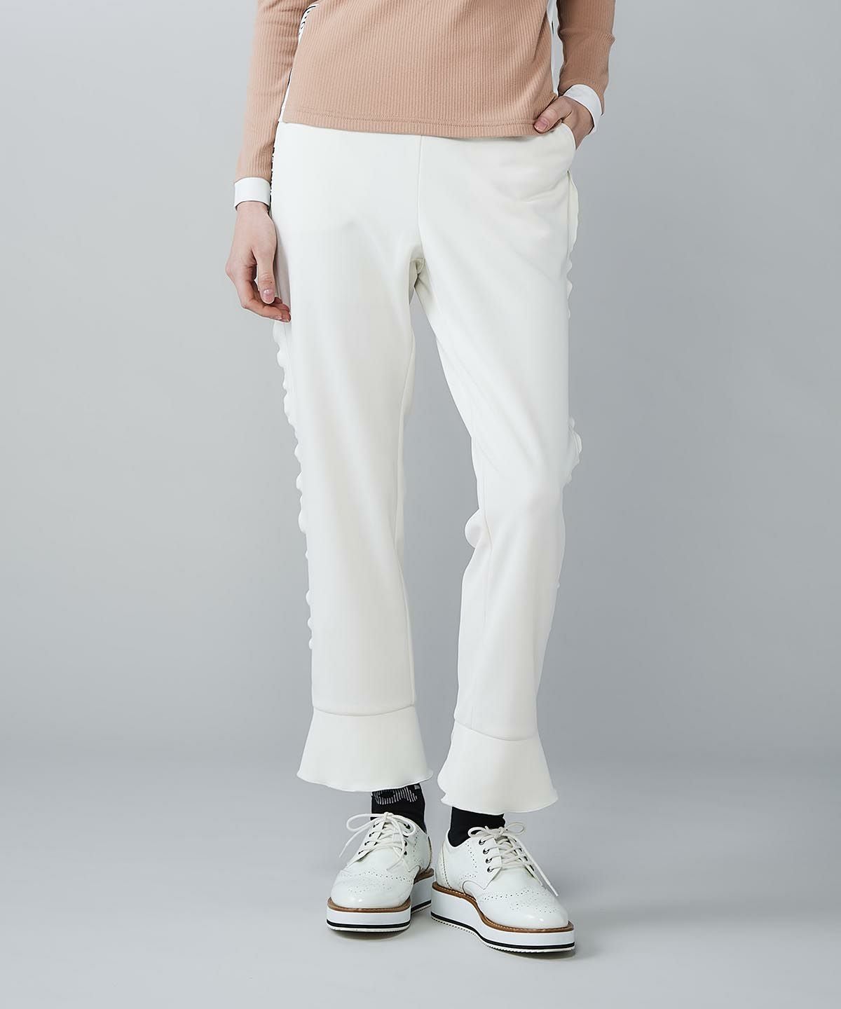 モデル着用画像（ホワイト）