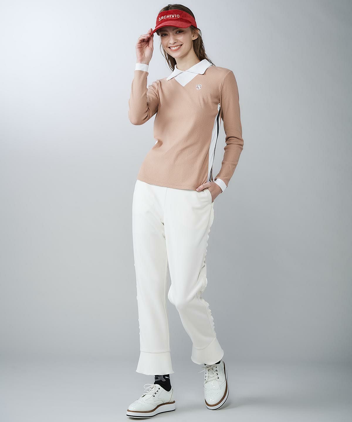 モデル着用画像（ホワイト）