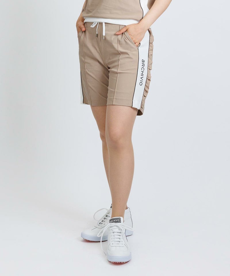 モデル着用画像（ベージュ）