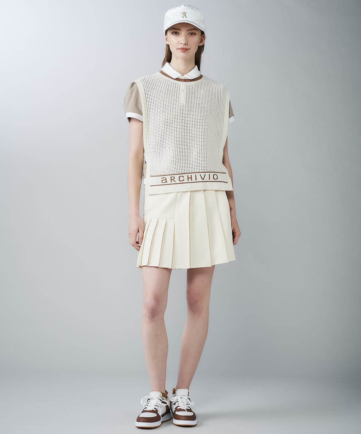 モデル着用画像（ホワイト）