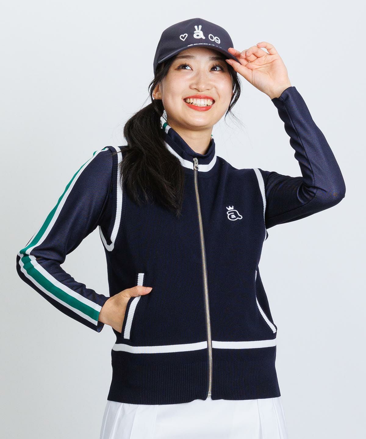 モデル着用画像(ネイビー)