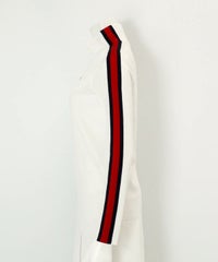  配色ライン袖プルオーバー横（ホワイト）