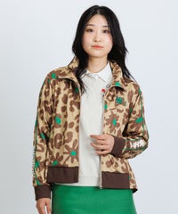 モデル着用画像(ベージュ)