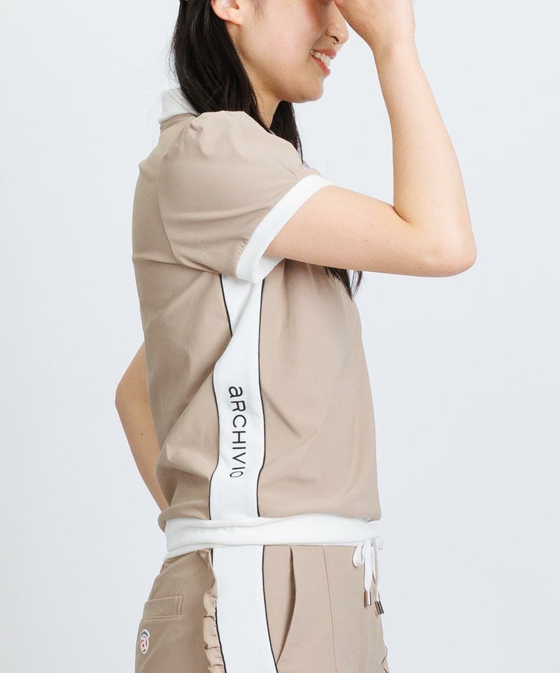 モデル着用画像（ベージュ）