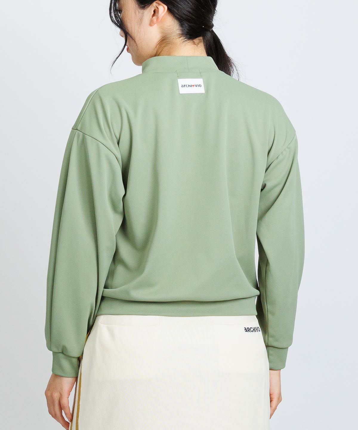 モデル着用画像（グリーン）