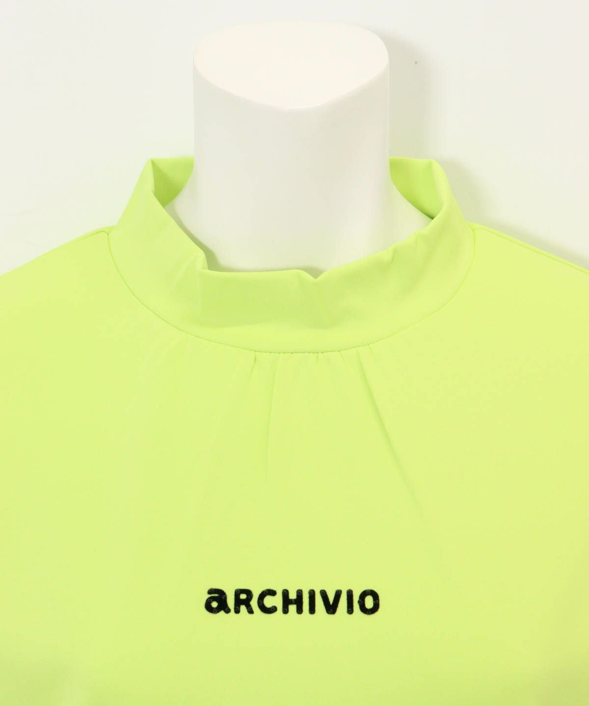 首元部分（ライトグリーン）