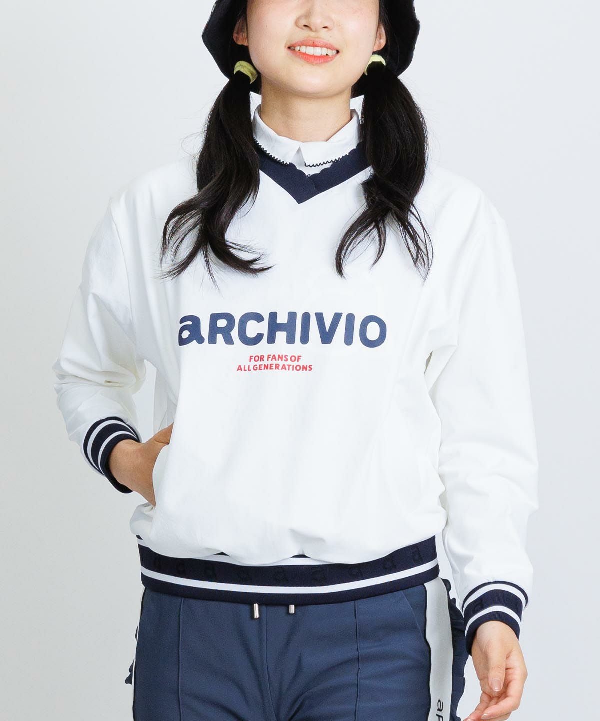 ポーチ付カレッジ風プルオーバー|アルチビオ - ゴルフウェアや婦人服通販
