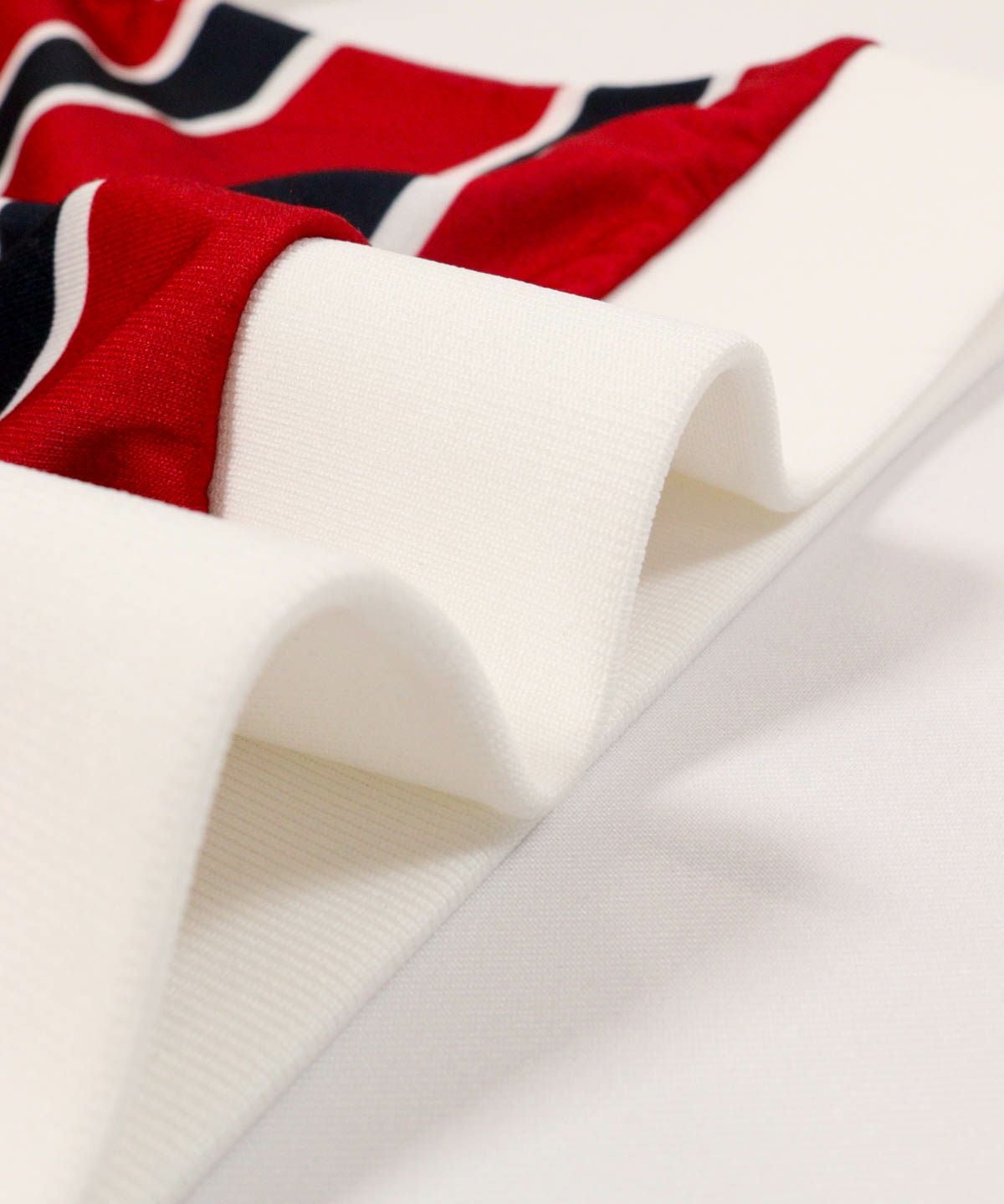 生地感（レッド）