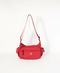 軽量撥水ナイロンショルダーバッグ（レッド）