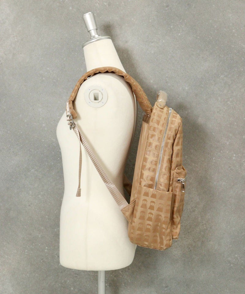 ピコ柄リュック（ベージュ）サイド
