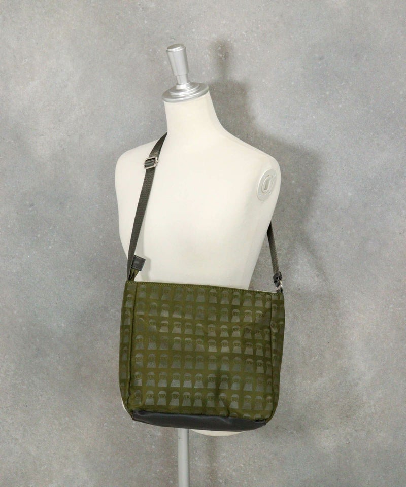 ピコ柄ショルダーバッグ（グリーン）