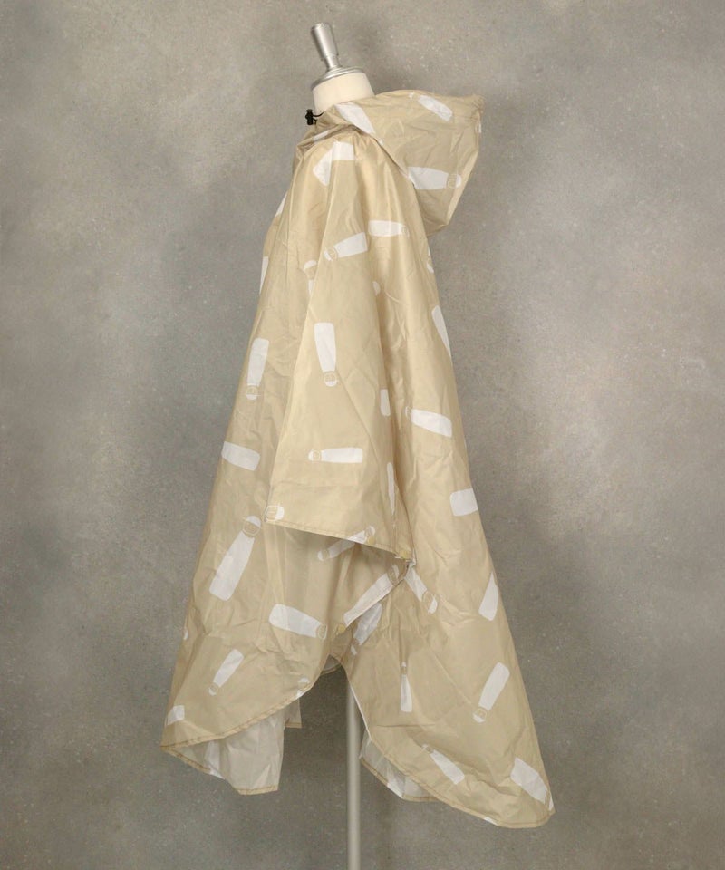 ポンチョ型ピコ柄レインコート横（ベージュ）