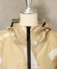 首元部分（ベージュ）