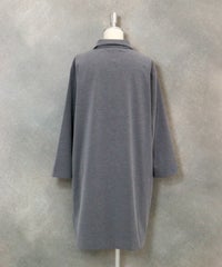 スキッパー襟七分袖冷感ワンピース（グレー）後ろ