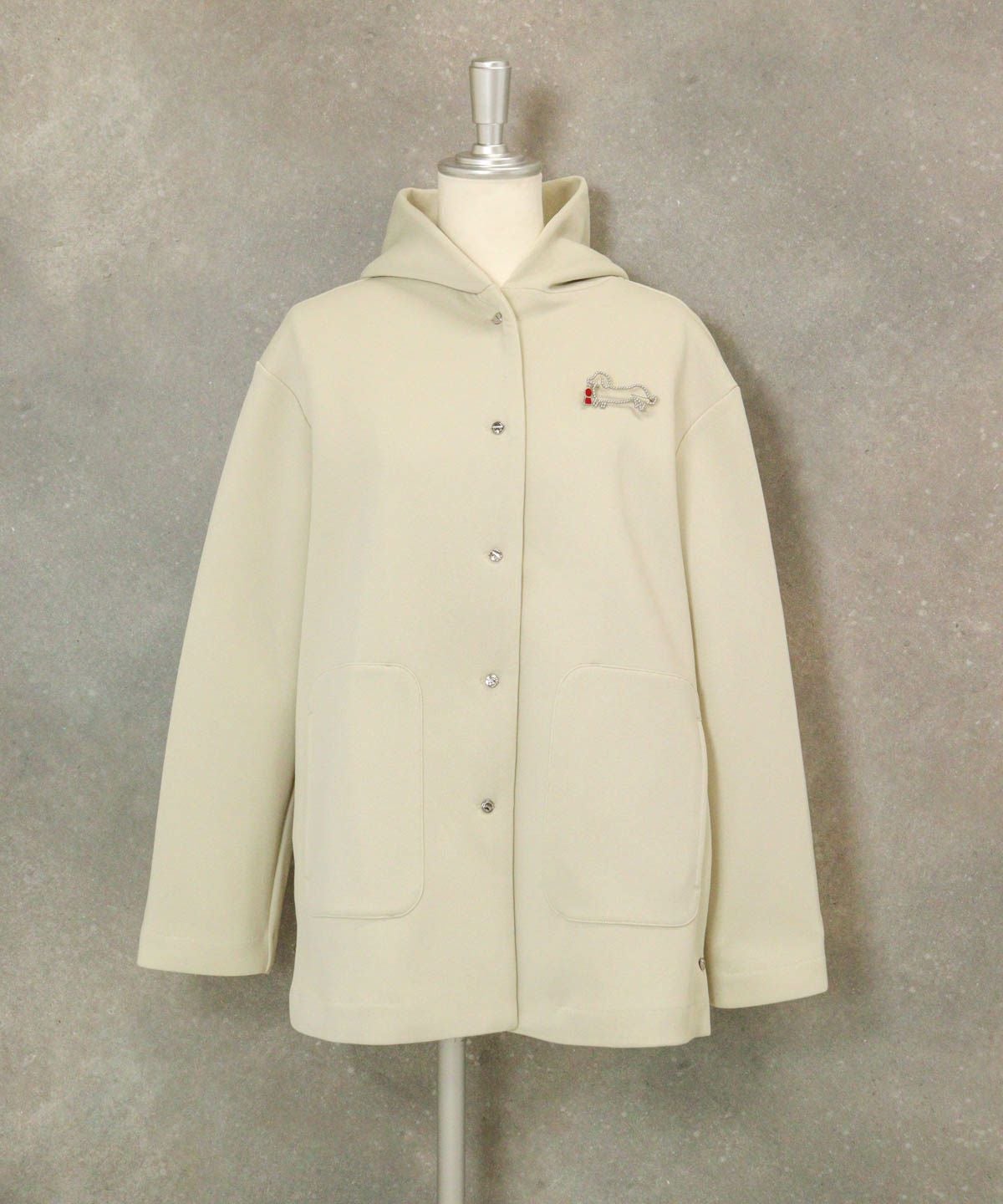 ブローチ付フードコート（ベージュ）