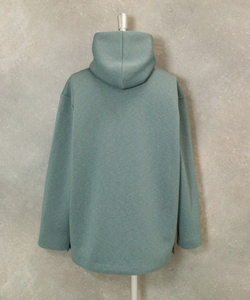 ブローチ付フードコート後ろ（グリーングレー）