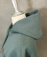 フード部分（グリーングレー）