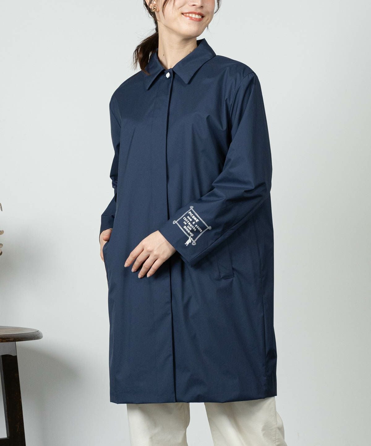 モデル着用画像（ネイビー）