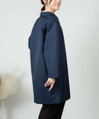 モデル着用画像（ネイビー）