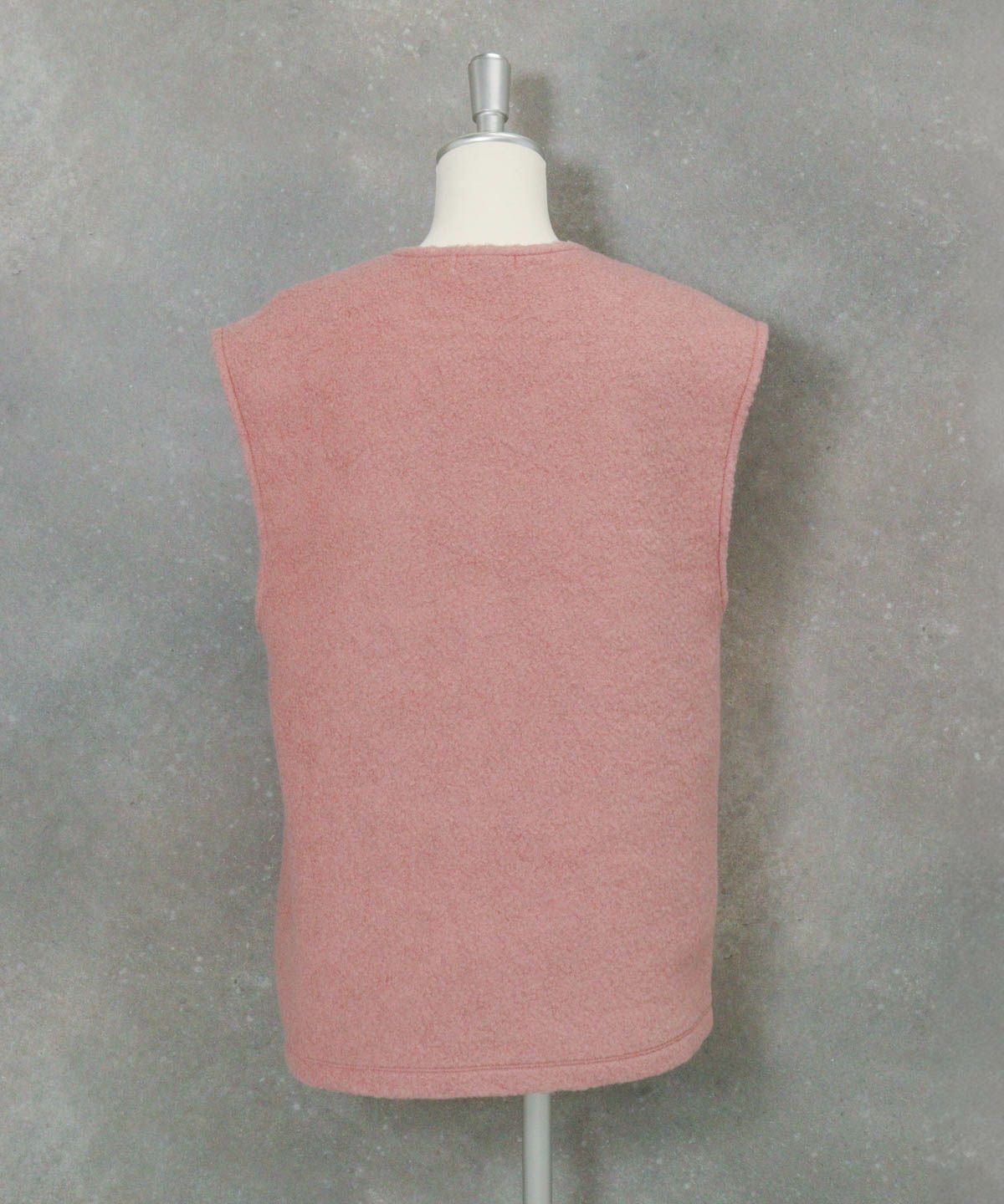  ウール混パイルベスト後（ピンク）