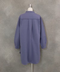 発熱保温素材ステッチブラウス(ライトブルー)後ろ