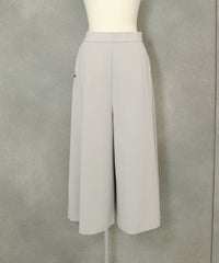マットポンチ八分丈ワイドパンツ（ライトグレー）