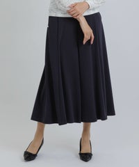 モデル着用画像（ネイビー）