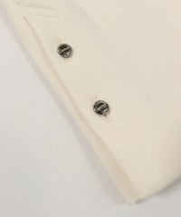 ボタン部分（ホワイト）