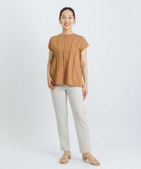 モデル着用画像（ベージュ）