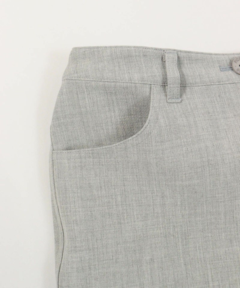 前ポケット部分（ライトグレー）