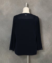 レイヤード風デザインニット(ネイビー)後ろ