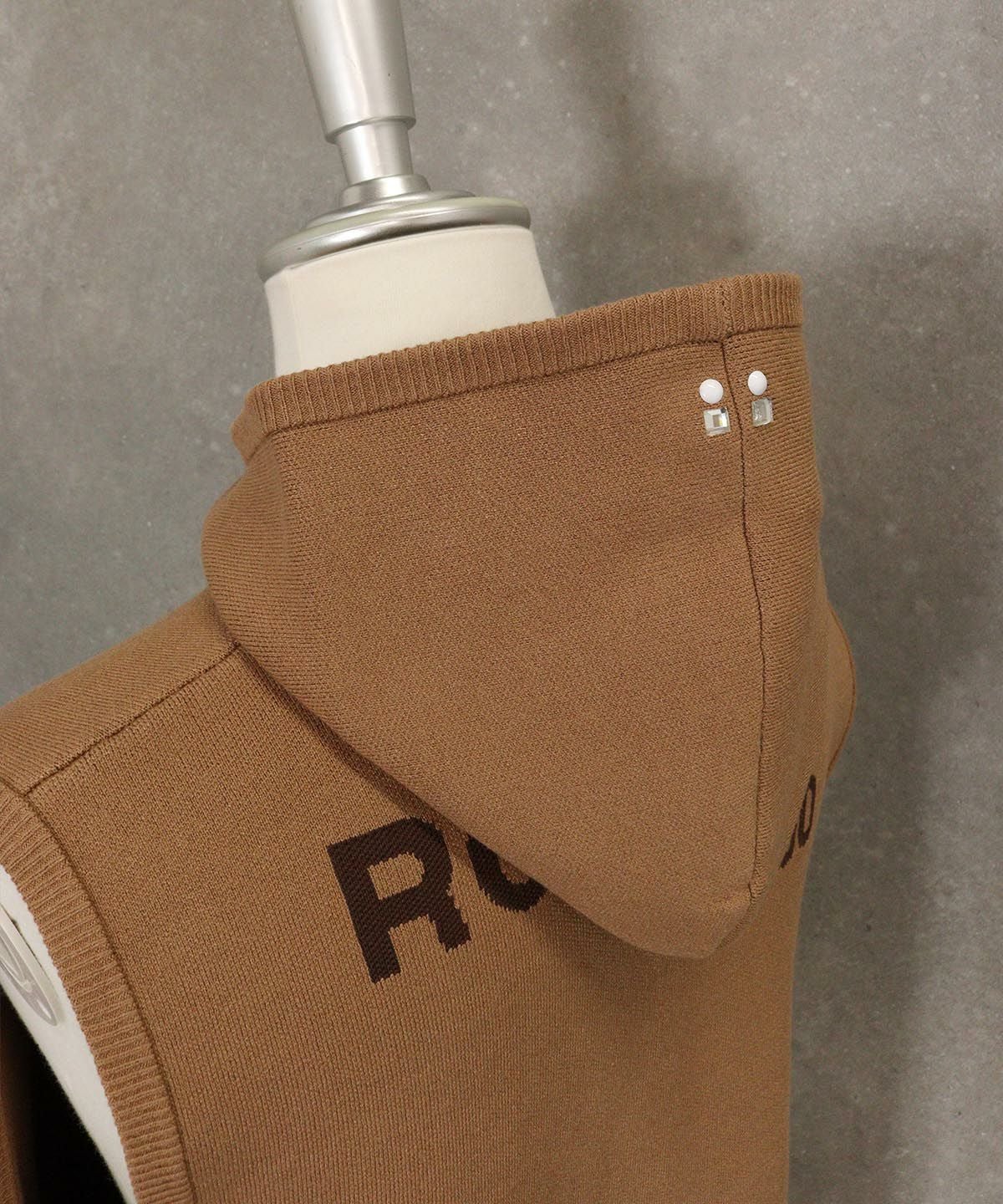 フード(ベージュ)