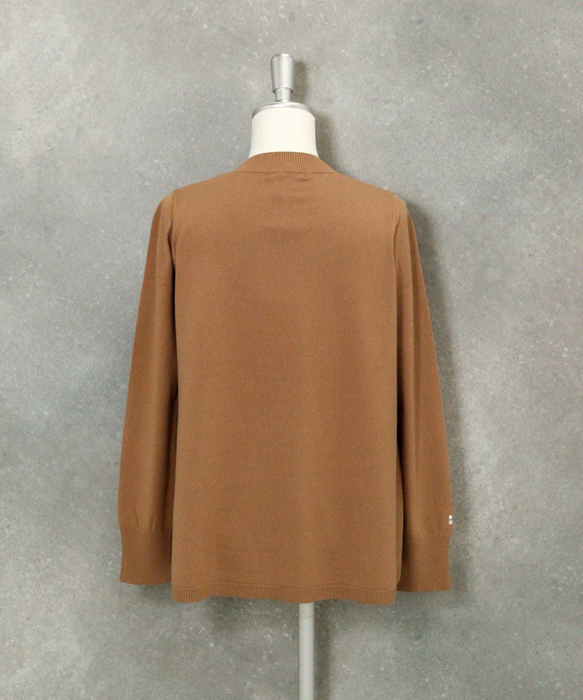 フロッキーロゴニット（ブラウン）後ろ