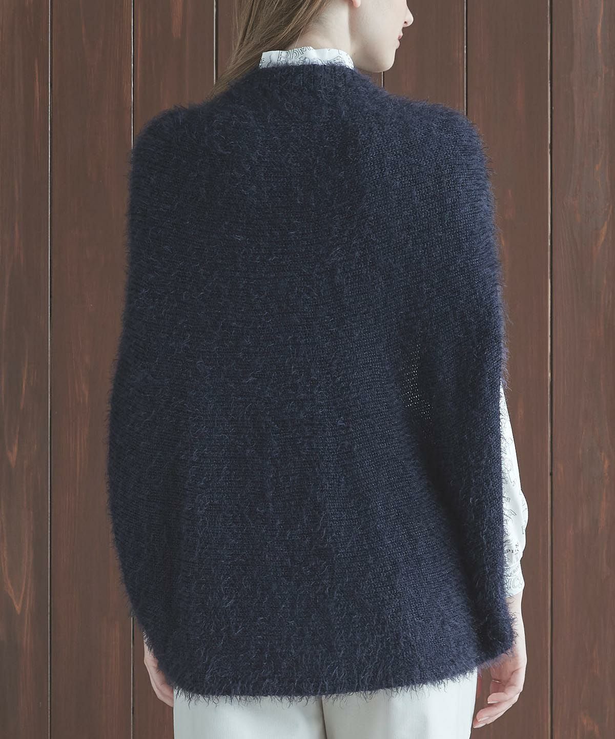 モデル着用画像（ネイビー）