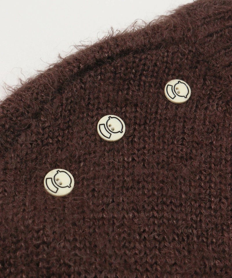 ボタン部分（ブラウン）