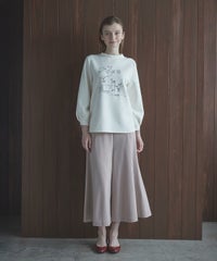 モデル着用画像（ホワイト）