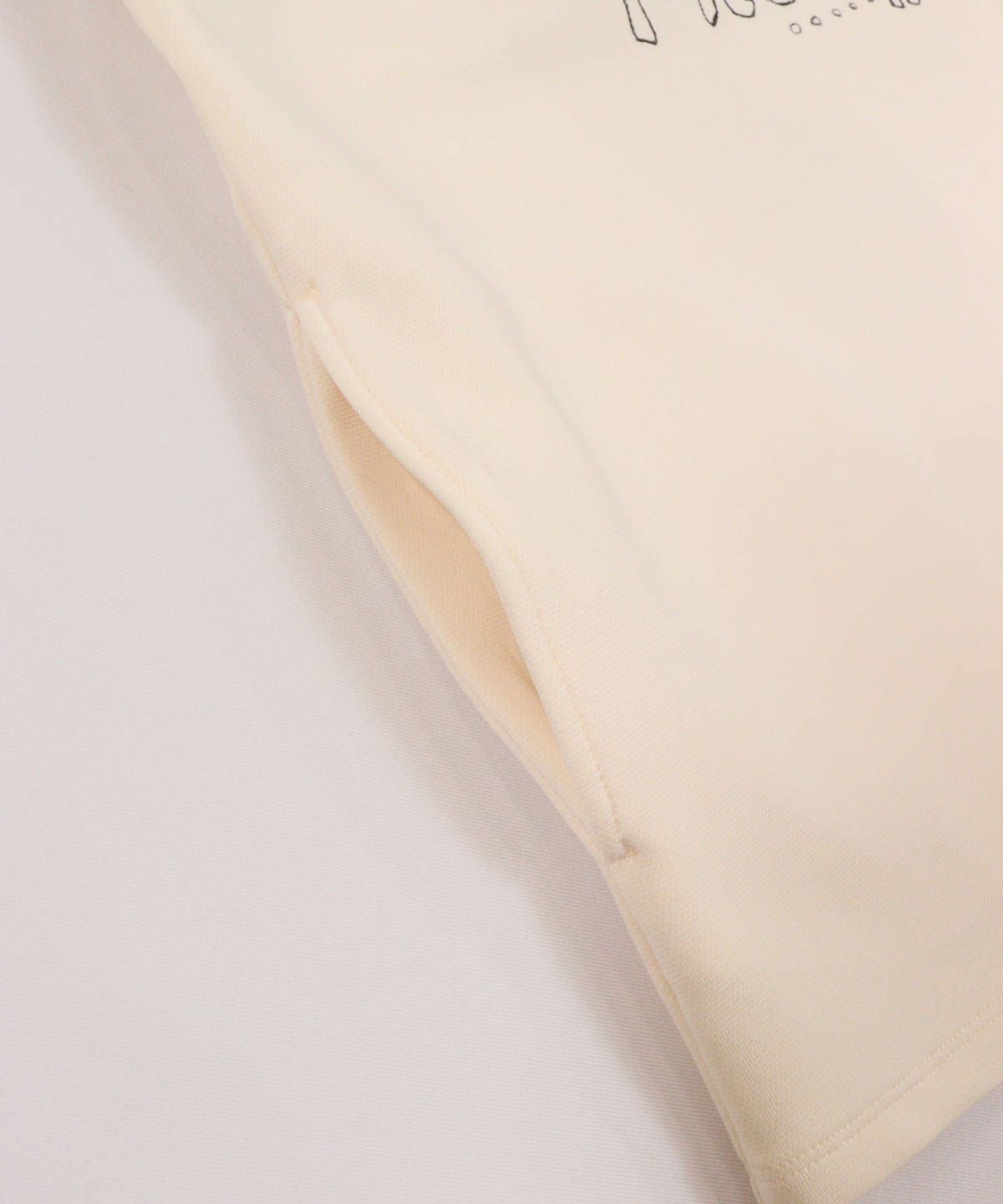 ポケット（ホワイト）