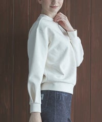 モデル着用画像（ホワイト）