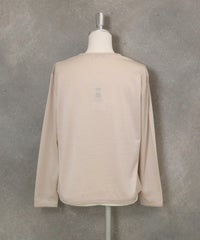 フロントワッペンプルオーバー(ベージュ)後ろ