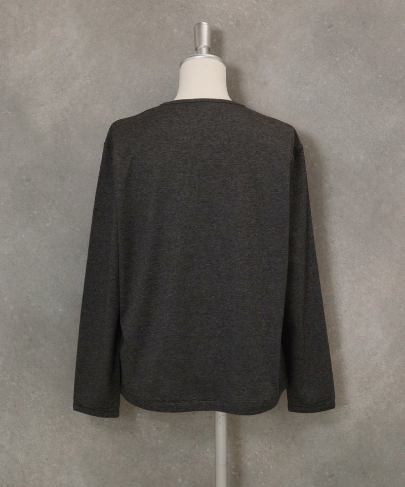 フロントワッペンプルオーバー(グレー)後ろ