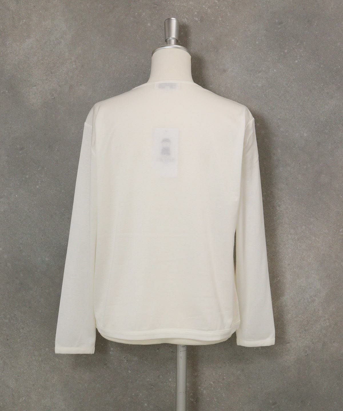 フロントワッペンプルオーバー(ホワイト)後ろ