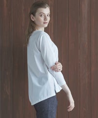 モデル着用画像（ホワイト）