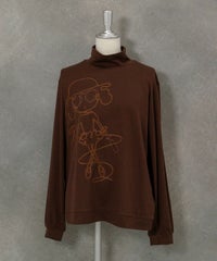 チェーン刺繍ハイネックプルオーバー（ブラウン）