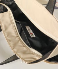 内側ポケット部分（ベージュ）