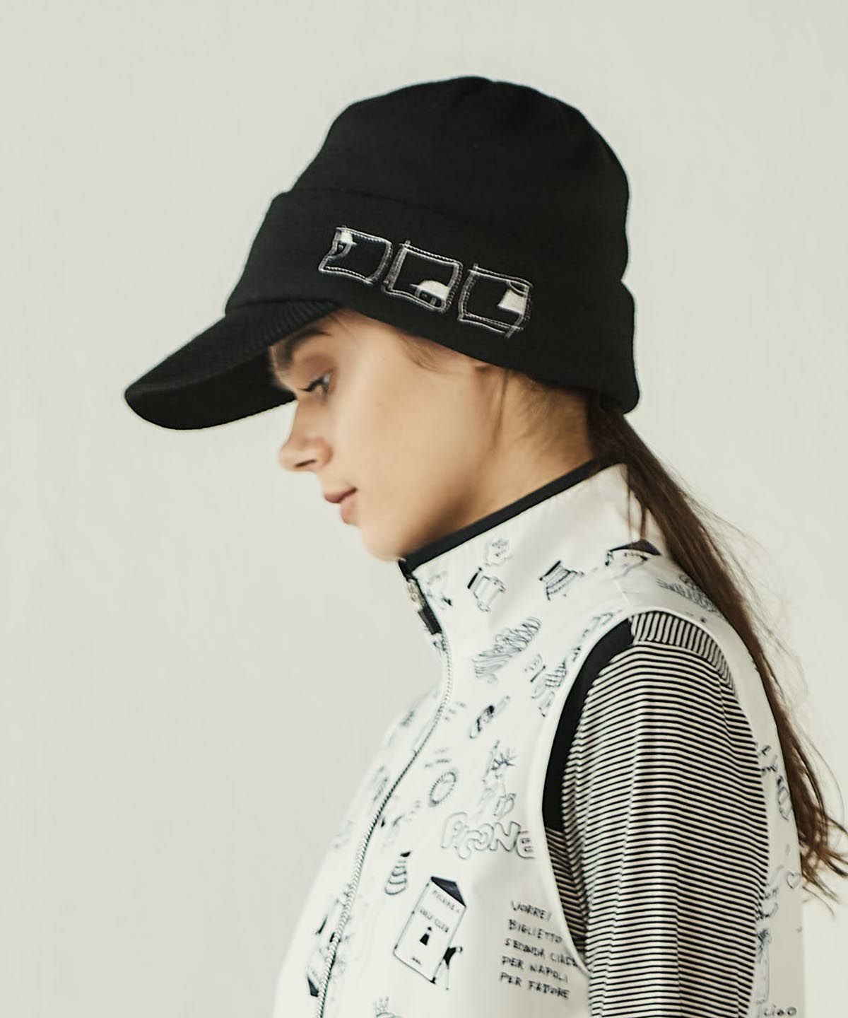 モデル着用画像（ブラック）